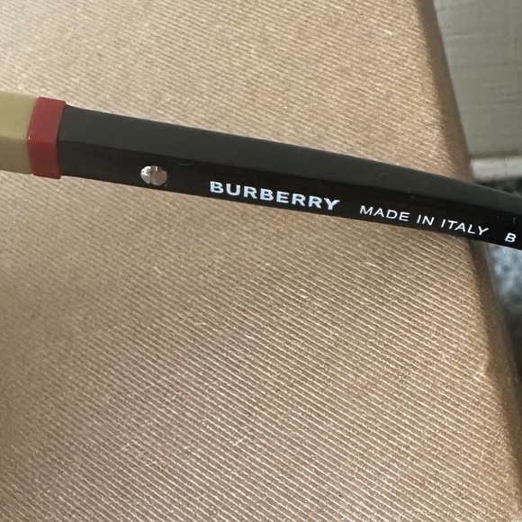 Brand New BURBERRY BE 4197 30018G - Black Plastic Square Sunglasses . main image 8